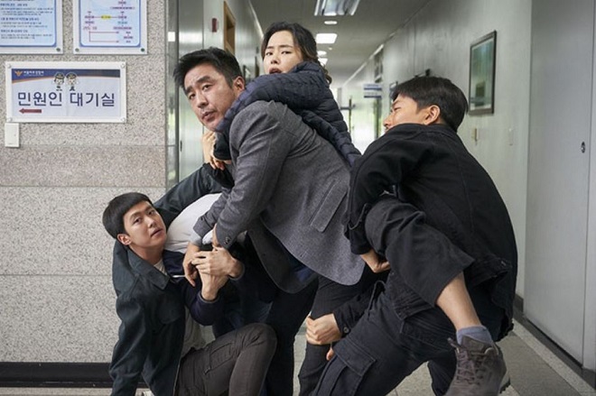 phim dien anh han quoc phi vu ba dao Extreme Job rating cao - Top 10 phim Hàn Quốc chiếu rạp hay và ý nghĩa, ăn khách đáng xem